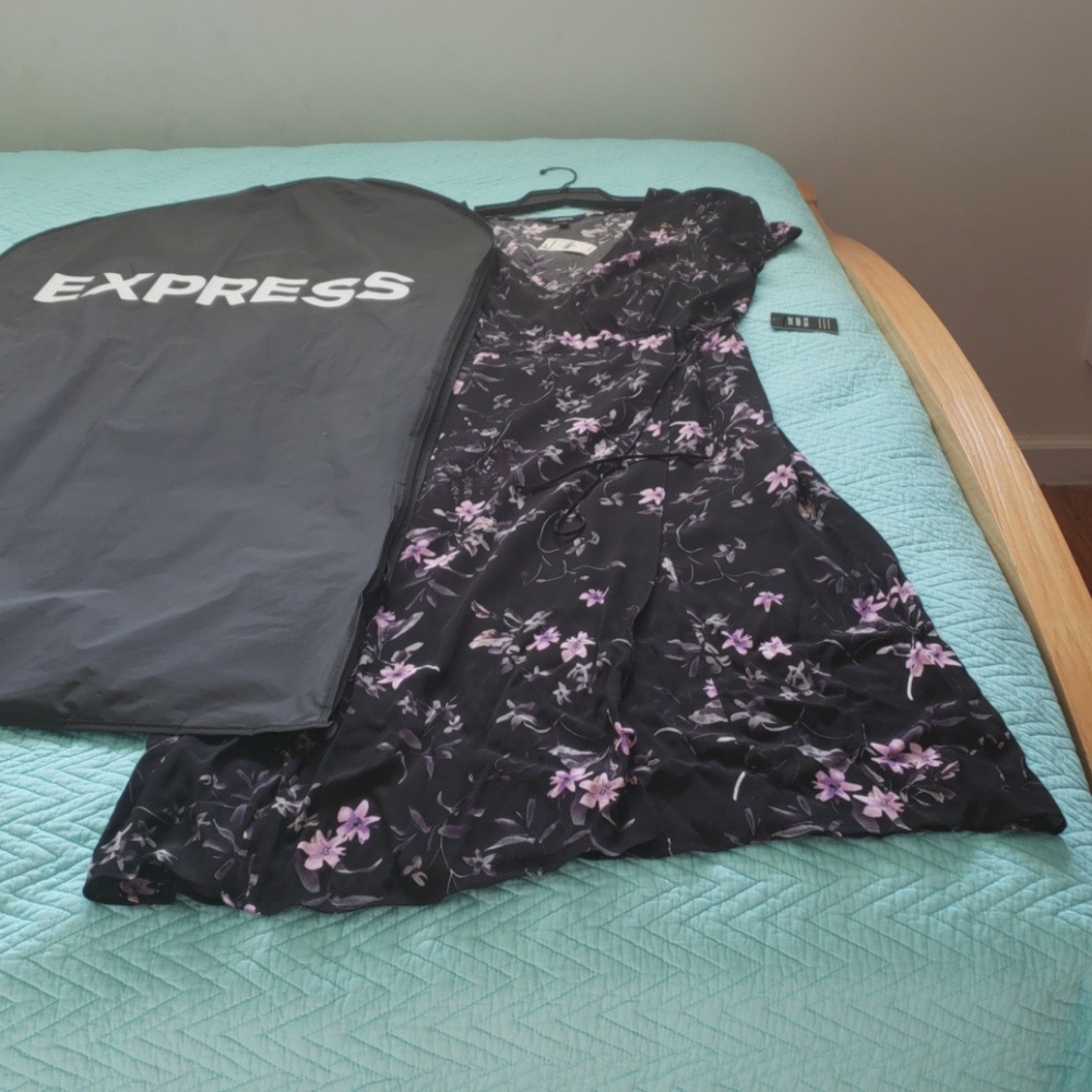 Dress - Picture 4 of 5